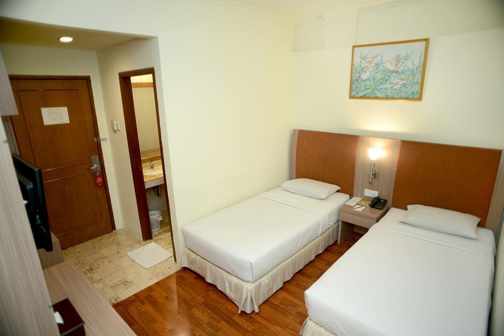 Hotel Anugerah Palimbão Exterior foto